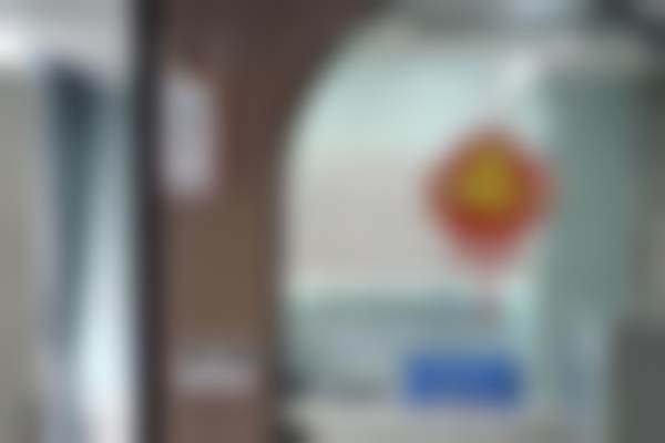 【荆州松滋咿呀新容华口腔医院参考价格表：】