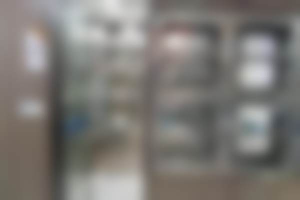 【荆州松滋咿呀新容华口腔医院医生团队：】