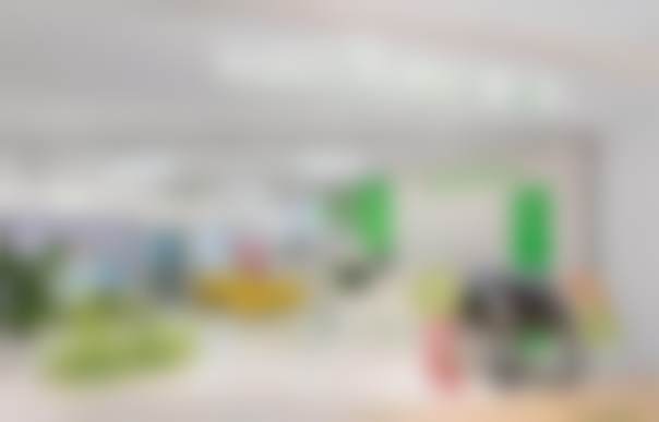 预约方式超便捷的！可以通过电话或者法定网站进行预约。这样提前预约就能减少排队时间，就像给你开通了一条看牙的“绿色通道”，让孩子能更快地享受到专精的口腔医疗服务。