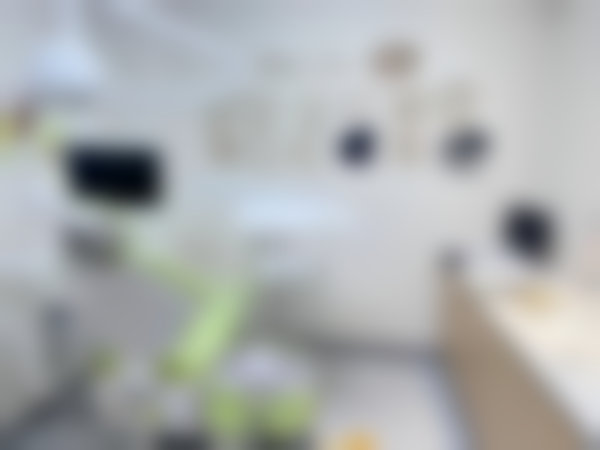 【郑州佳洁雅口腔门诊部参考价格表：】