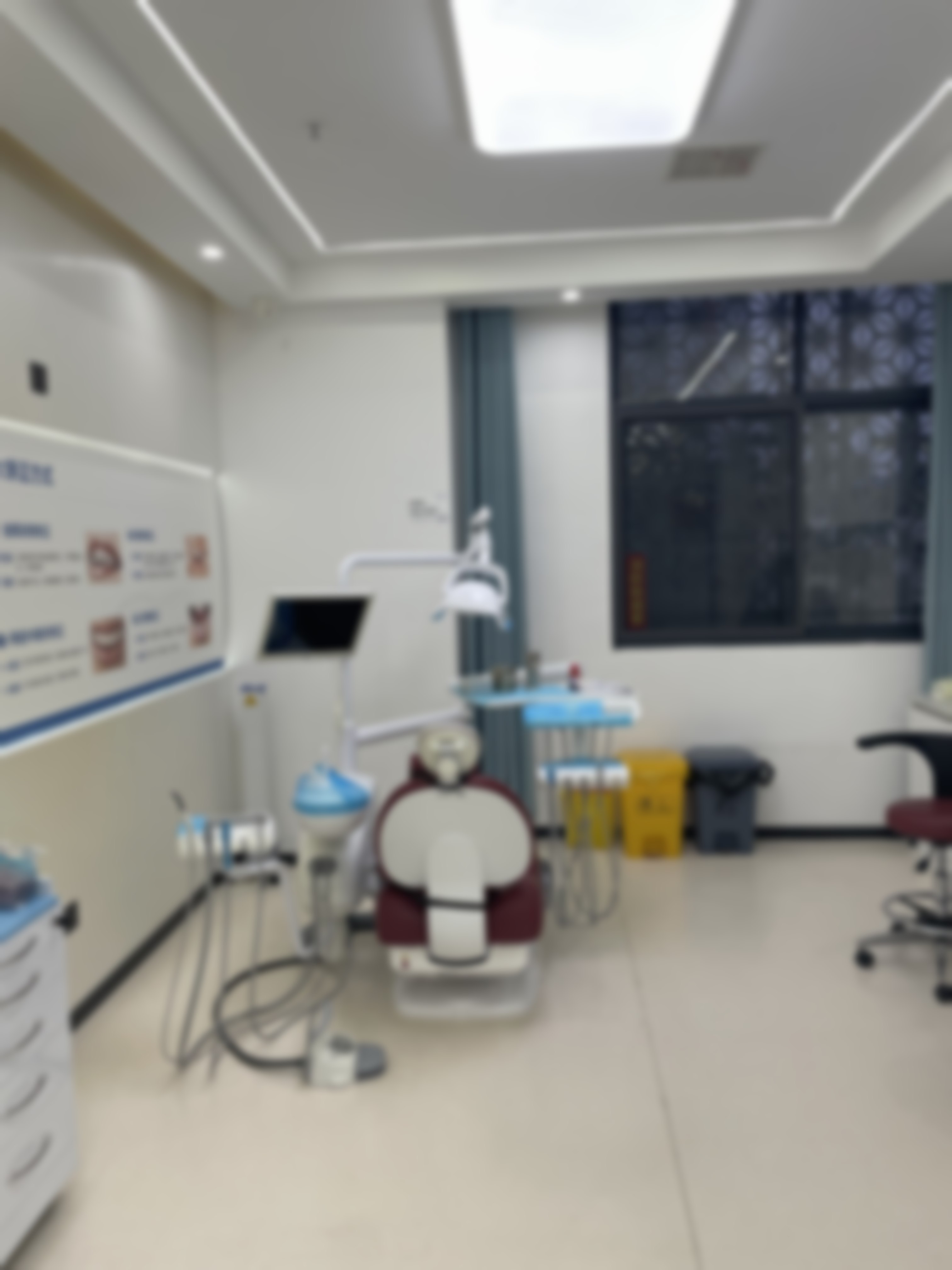 宿州牙卫士口腔门诊部李成龙种植牙收费贵吗？