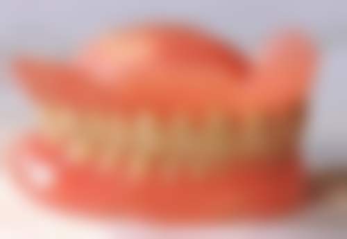 种植牙种了多久才能上牙冠