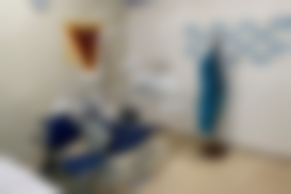 青岛春慈新都口腔爱尔创牙冠价格2000元起，技术优服务佳口碑好，多种方式预约轻松拥有美牙！ 