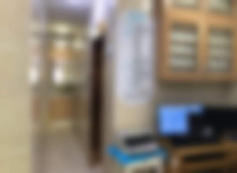 【成都百合口腔门诊部（洗面桥店）医生团队：】