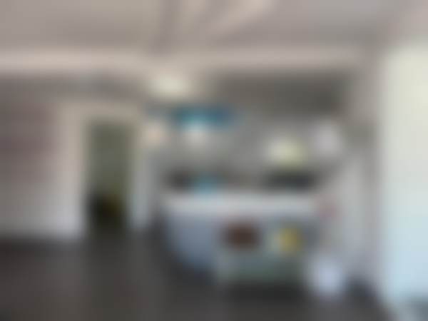 北京延庆格兰口腔第一门诊部北京格兰口腔第—门诊部前台