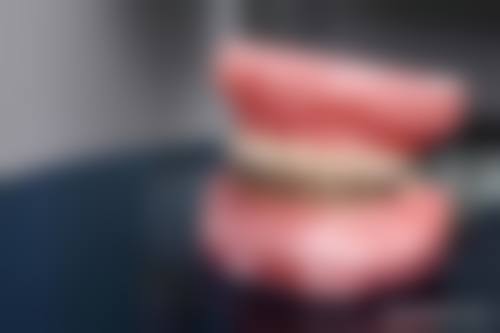 【陕西汉中小虎牙口腔门诊部是正规的吗?】