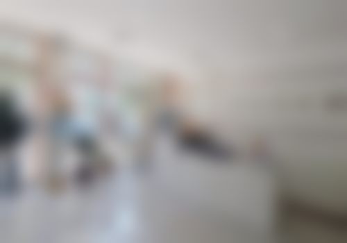 结尾预约号召:通辽斯迈尔口腔门诊部杨树新