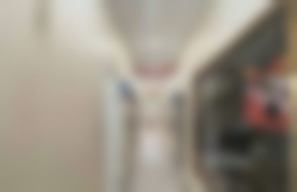 咸阳港派心语口腔门诊部地址